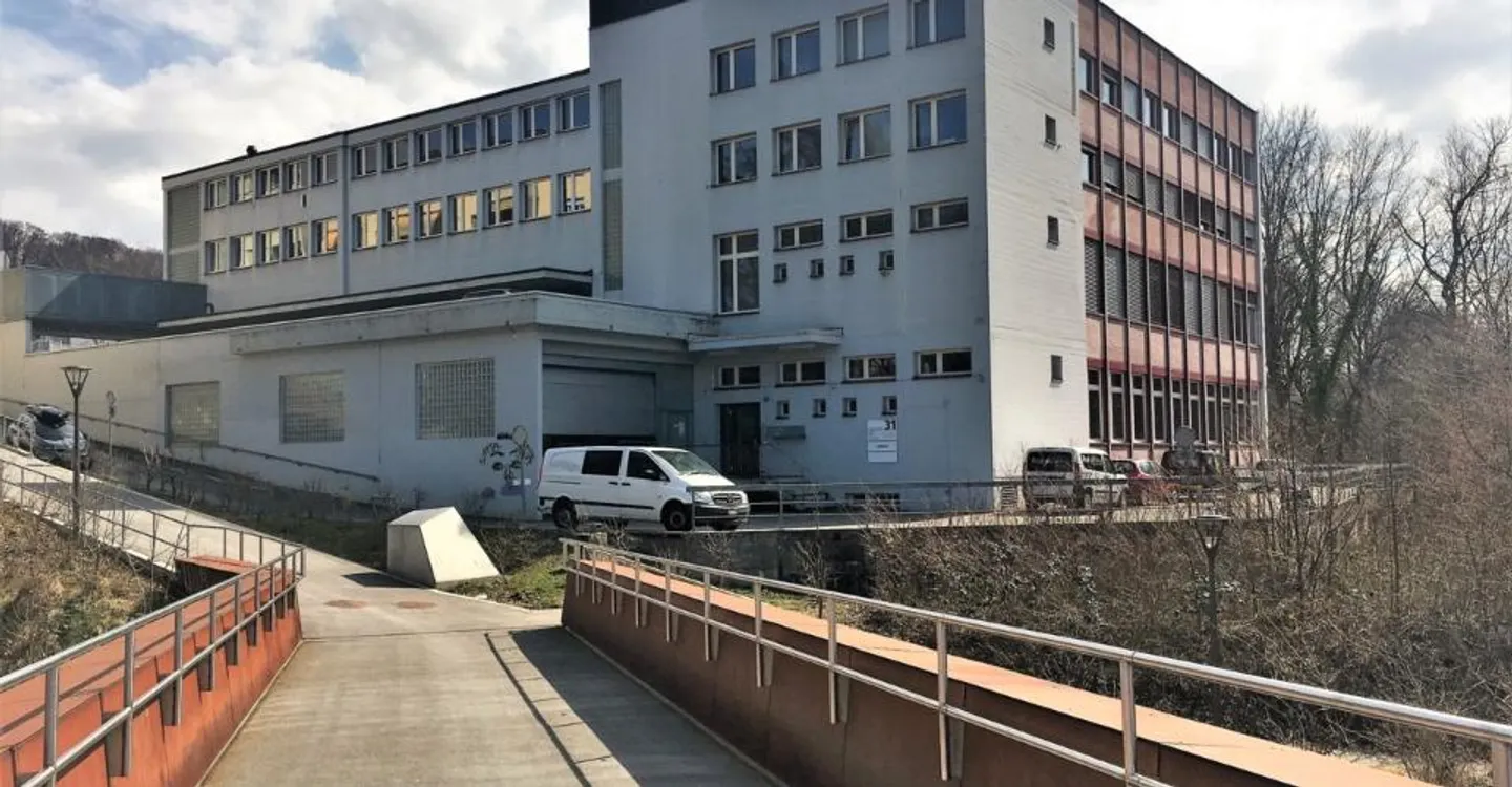 Grande deposito 295m2 - Ottima posizione - Blécherette - Foto 1 di 5