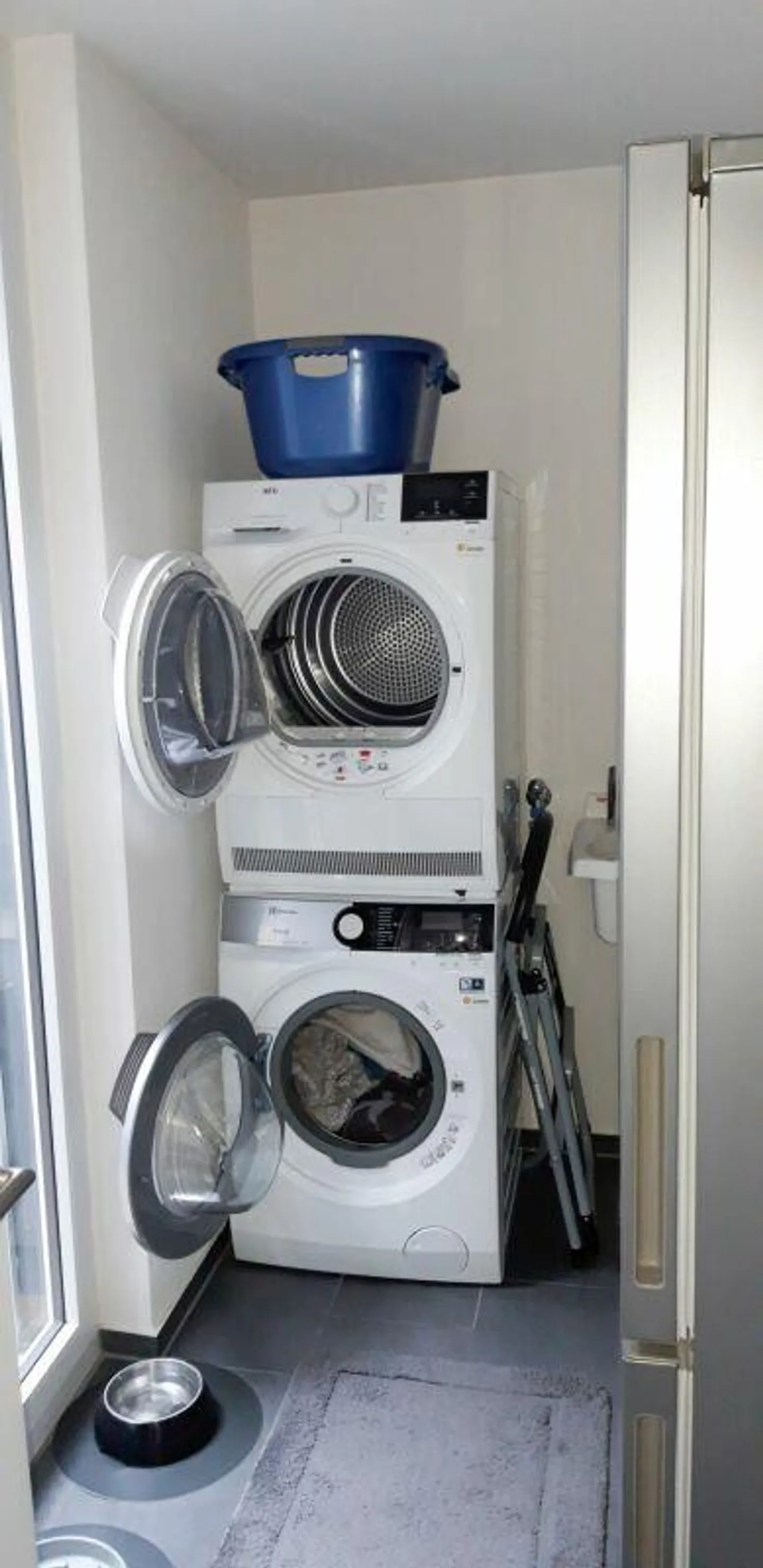 Exclusive penthouse apartment with huge terrace in idyllic location - Photo 10 of 12