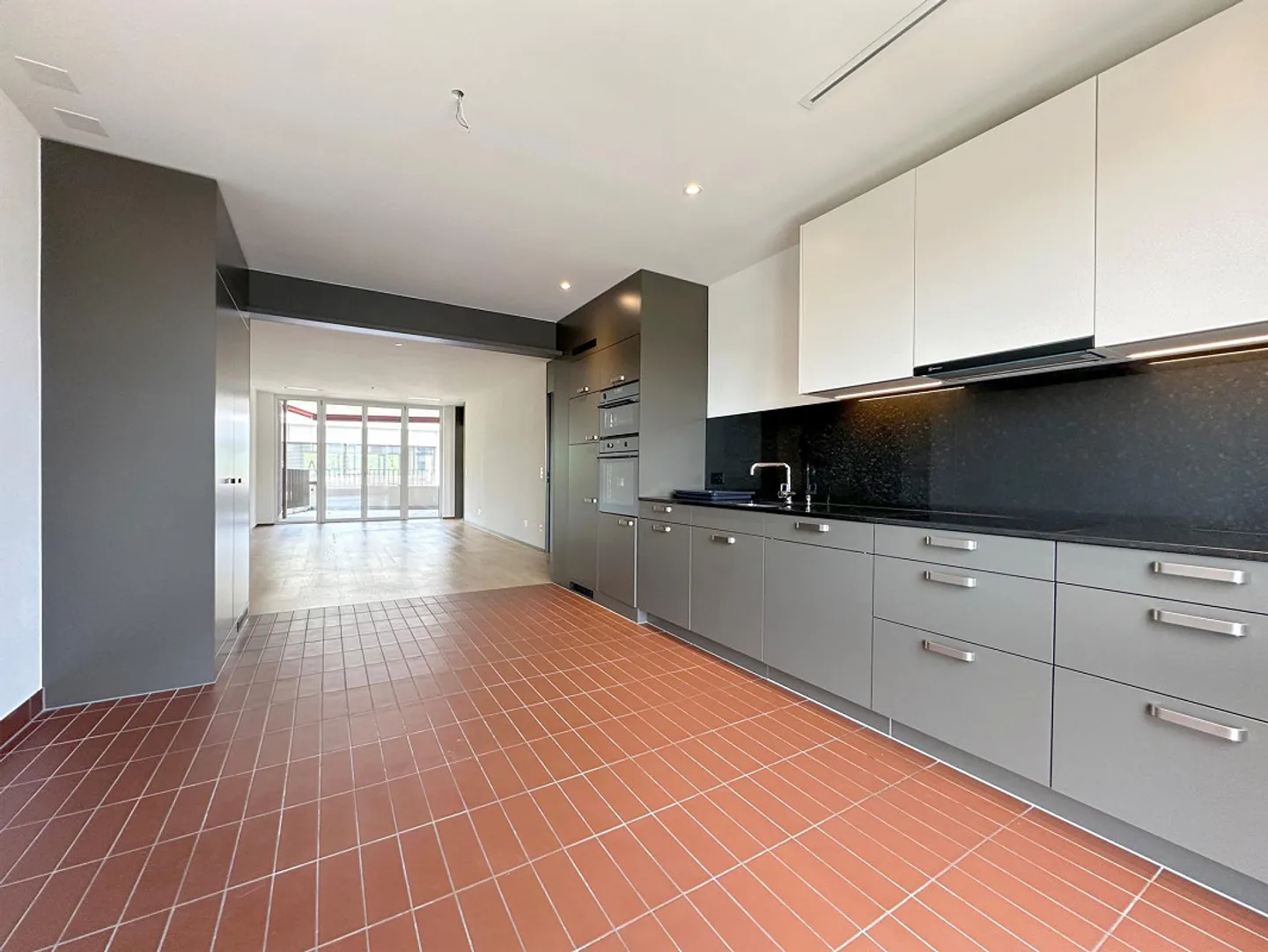 Apartment for rent - Photo 10 of 13