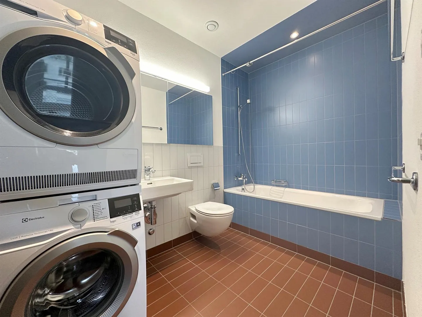 Apartment for rent - Photo 11 of 13