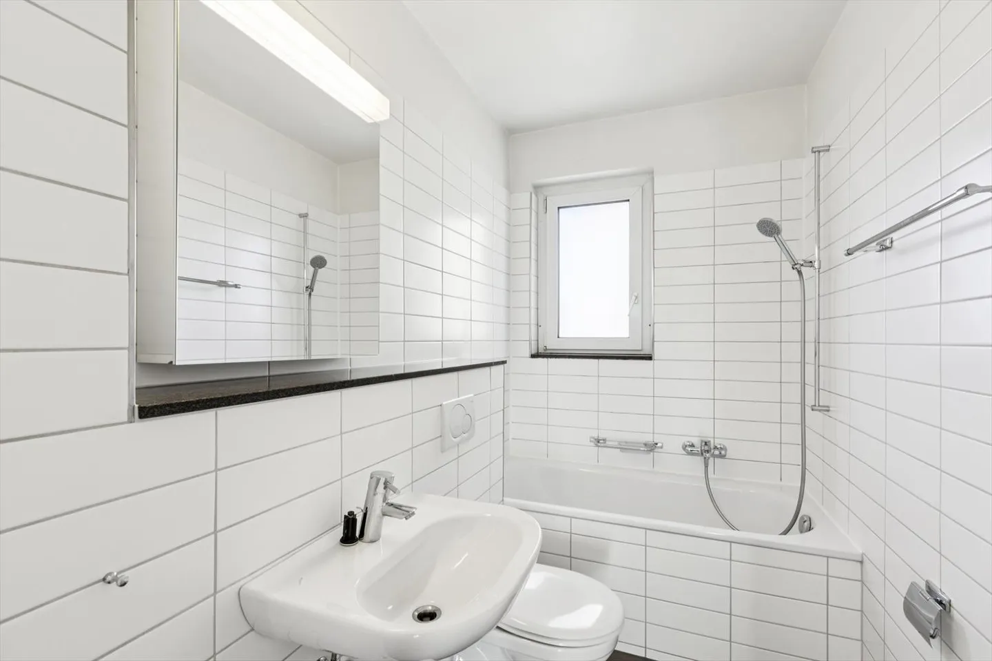 MIETE MIT KOSTENLOSER Kaution - In der Nähe des Bahnhofs - Foto 5 von 8