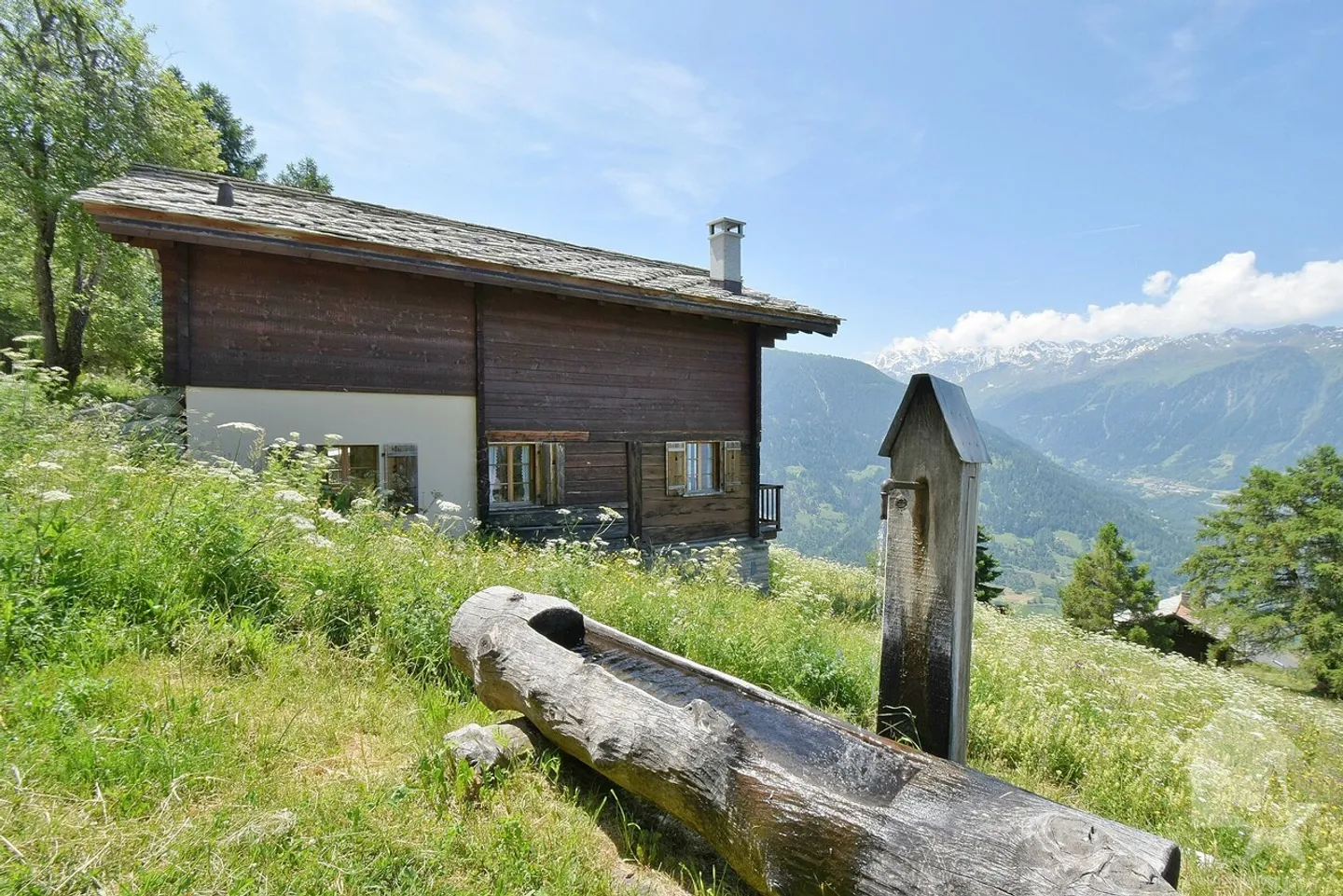 Wunderschönes Chalet in den Bergen, ruhig und geräumig - Foto 1 von 17