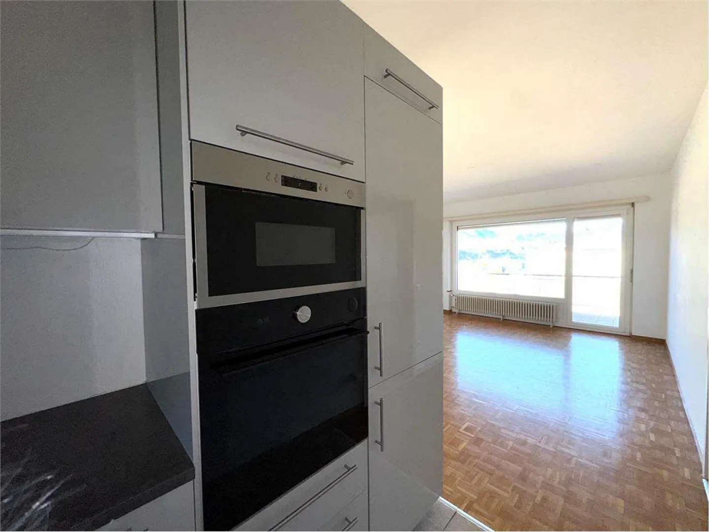 Wunderschöne 3.5-Zimmer-Wohnung in Paradiso - Seeblick - bequemer Zugang - Foto 2 von 6