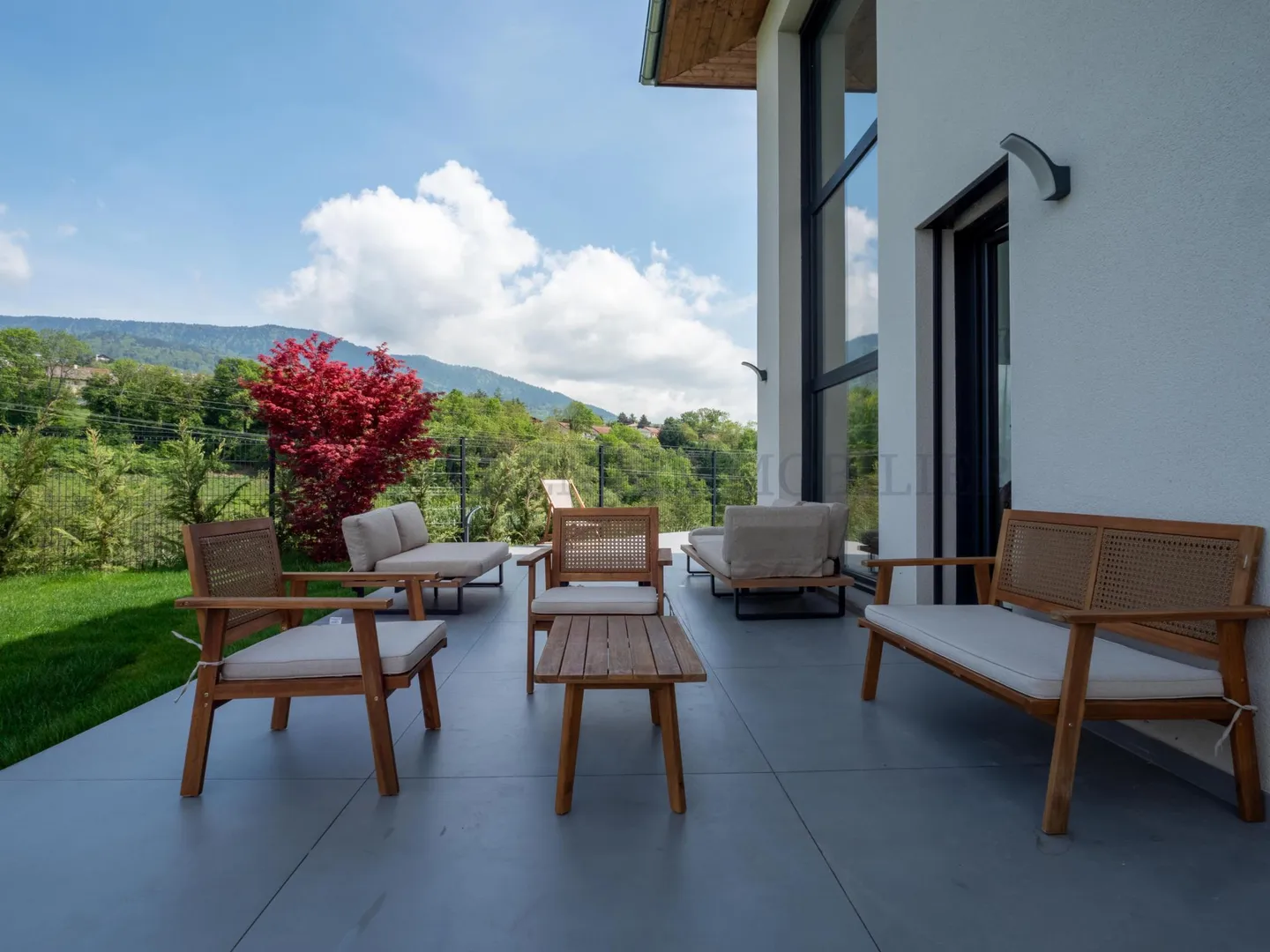 Beautiful individual villa with 4 rooms - Photo 1 of 9