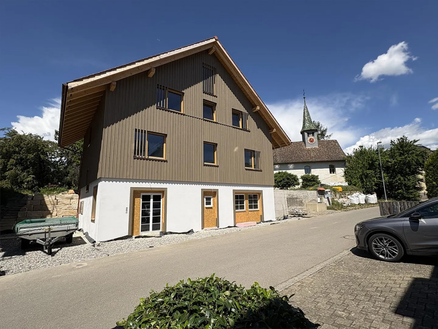 Maison individuelle de 7,5 pièces neuve ou maison bifamiliale de 2,5 et 4,5 pièces à - Photo 1 sur 13