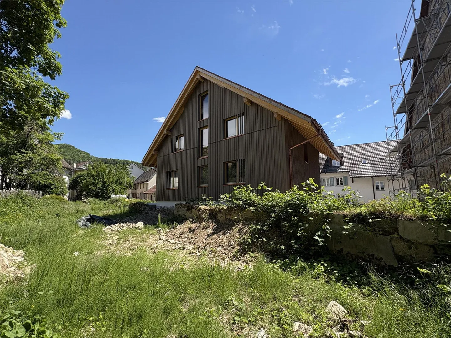 Maison individuelle de 7,5 pièces neuve ou maison bifamiliale de 2,5 et 4,5 pièces à - Photo 3 sur 13