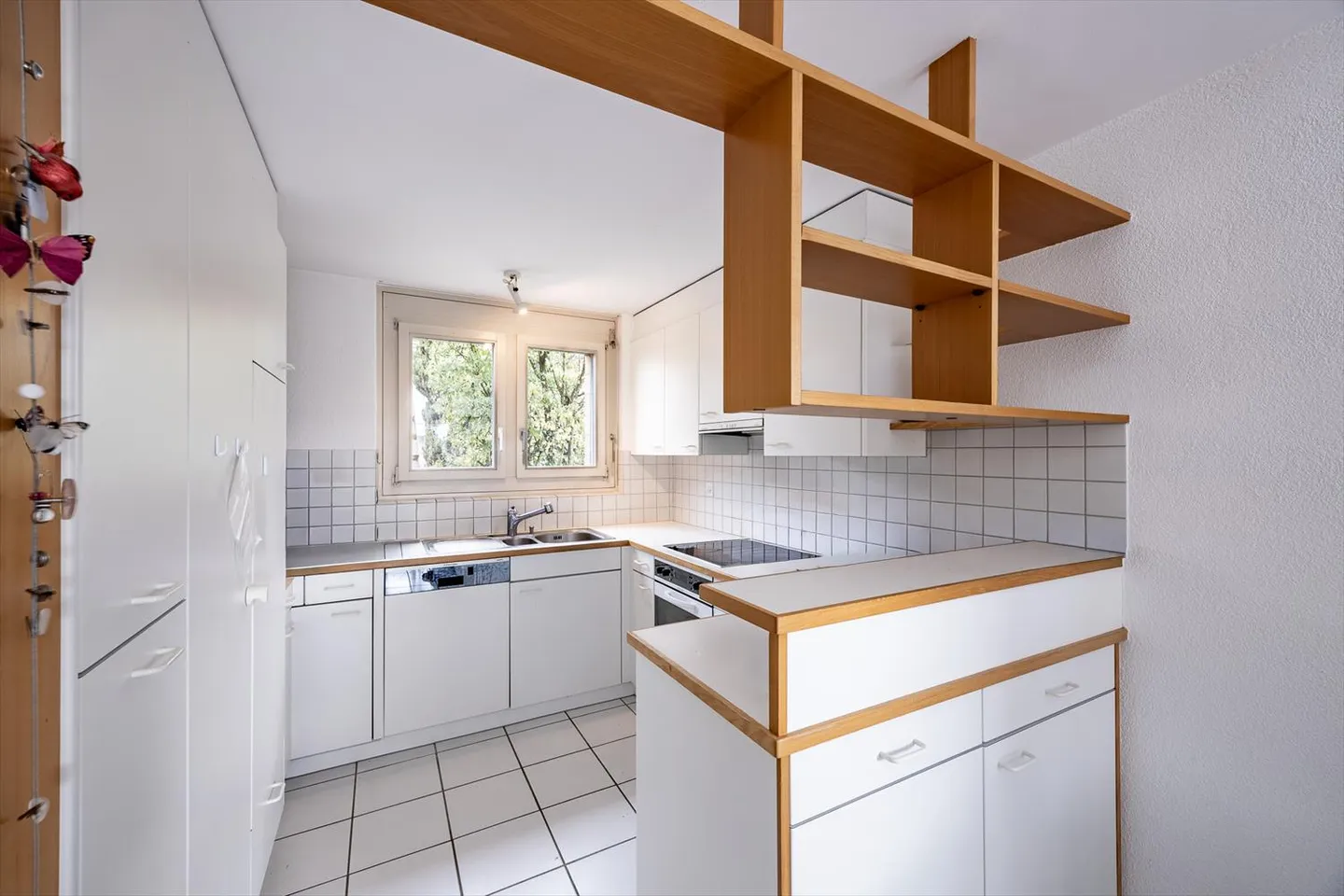 Semi-Detached House 5.5 Rooms - Photo 3 of 7