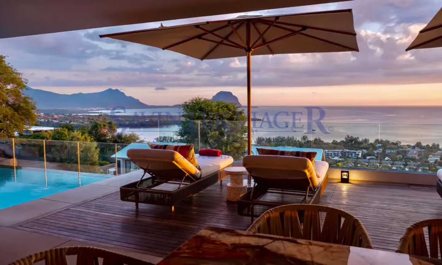 Ultra-luxurious villa, panoramic view, Black River, Mauritius - Photo 3 of 13
