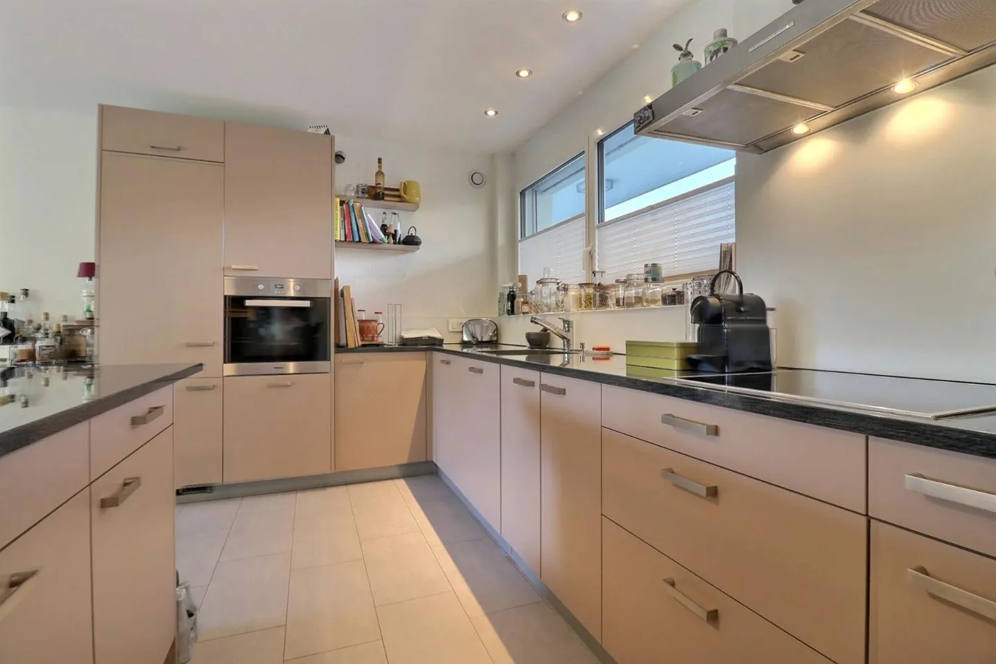 Appartamento 5.5 stanze - Foto 2 di 13