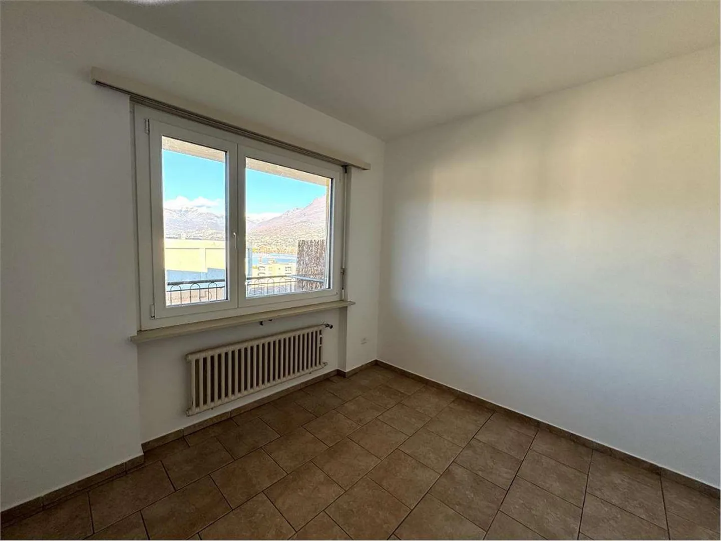 Wunderschöne 3.5-Zimmer-Wohnung in Paradiso - Seeblick - bequemer Zugang - Foto 4 von 6