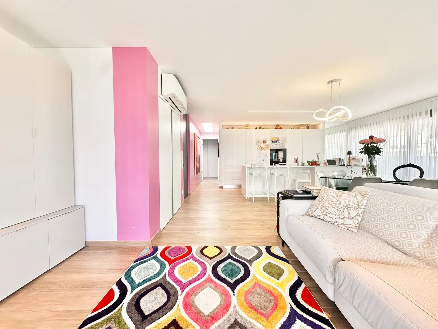 Modernes Penthouse mit 40 m² Terrasse und Panoramablick über Locarno - Foto 15 von 27
