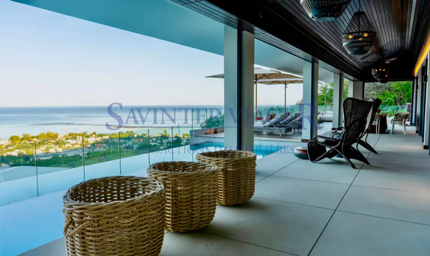 Ultra-luxurious villa, panoramic view, Black River, Mauritius - Photo 11 of 13