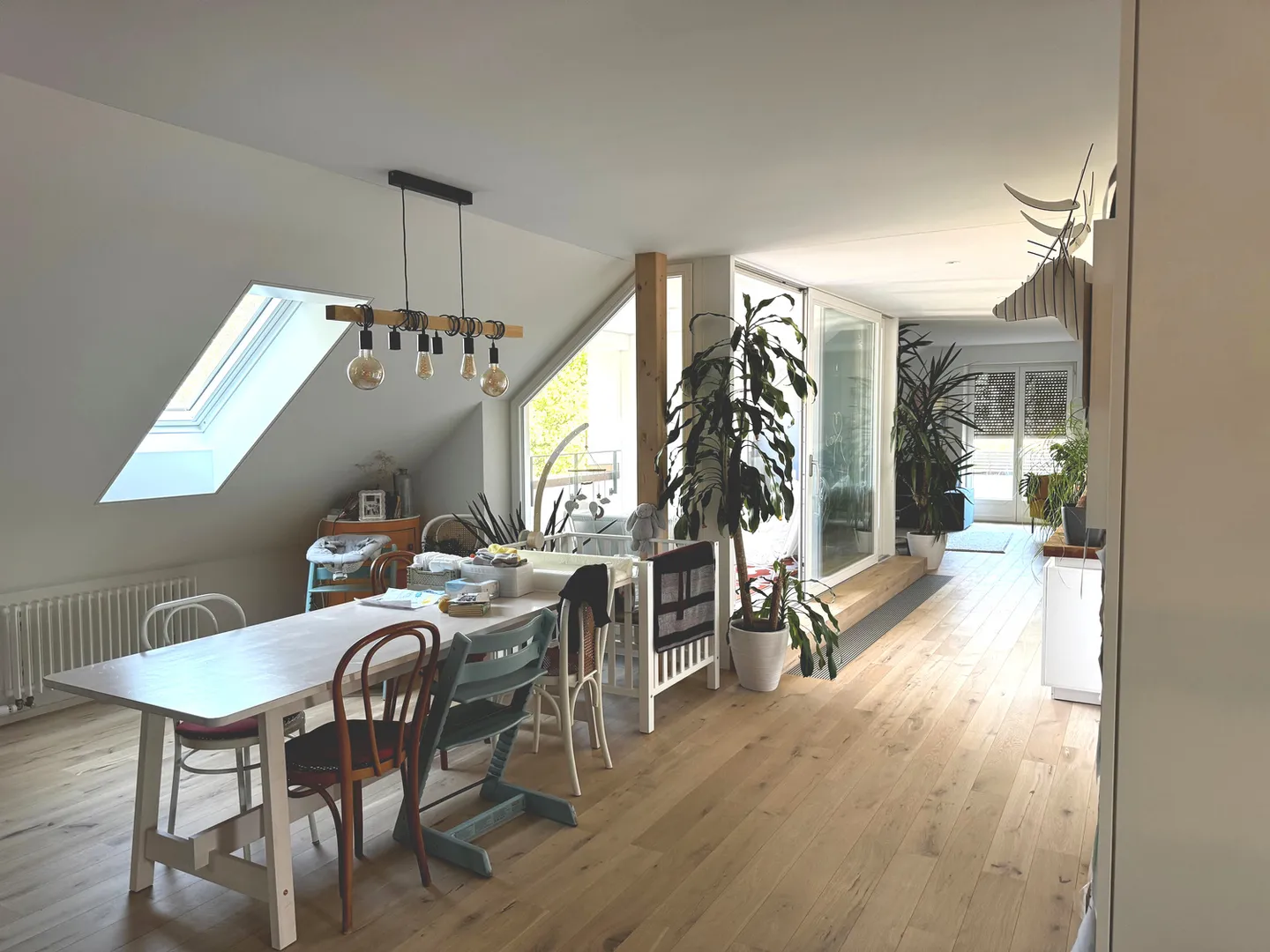 Appartement spacieux avec commodités - Photo 3 sur 9