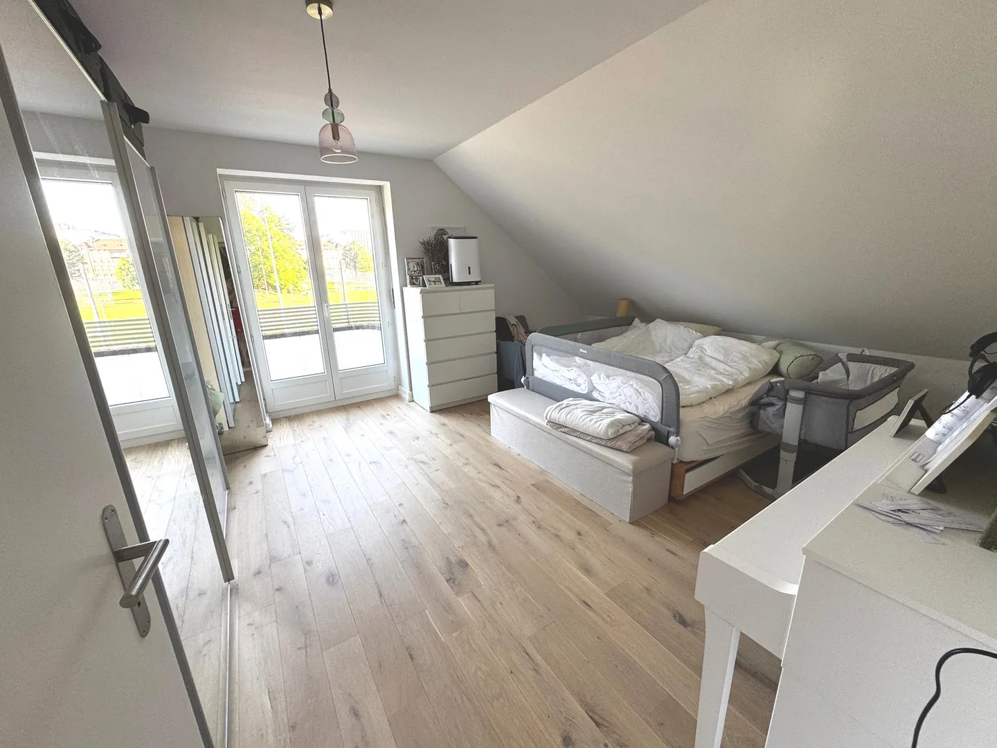 Appartement spacieux avec commodités - Photo 5 sur 9