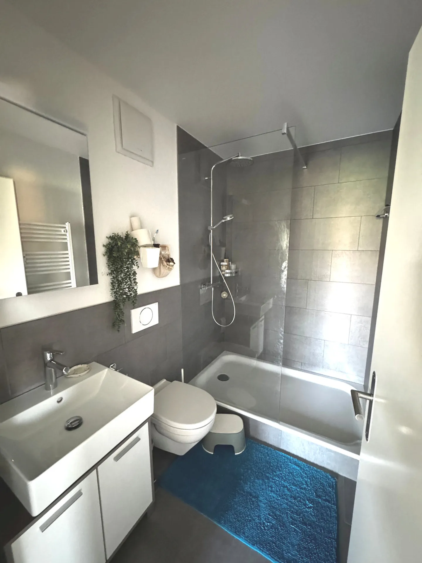 Appartement spacieux avec commodités - Photo 8 sur 9