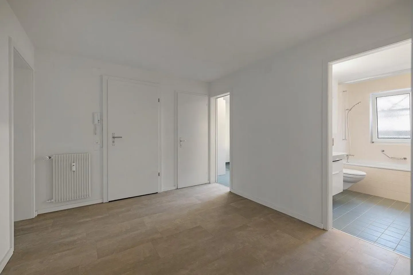 Family-friendly apartment after renovation - Photo 8 of 8