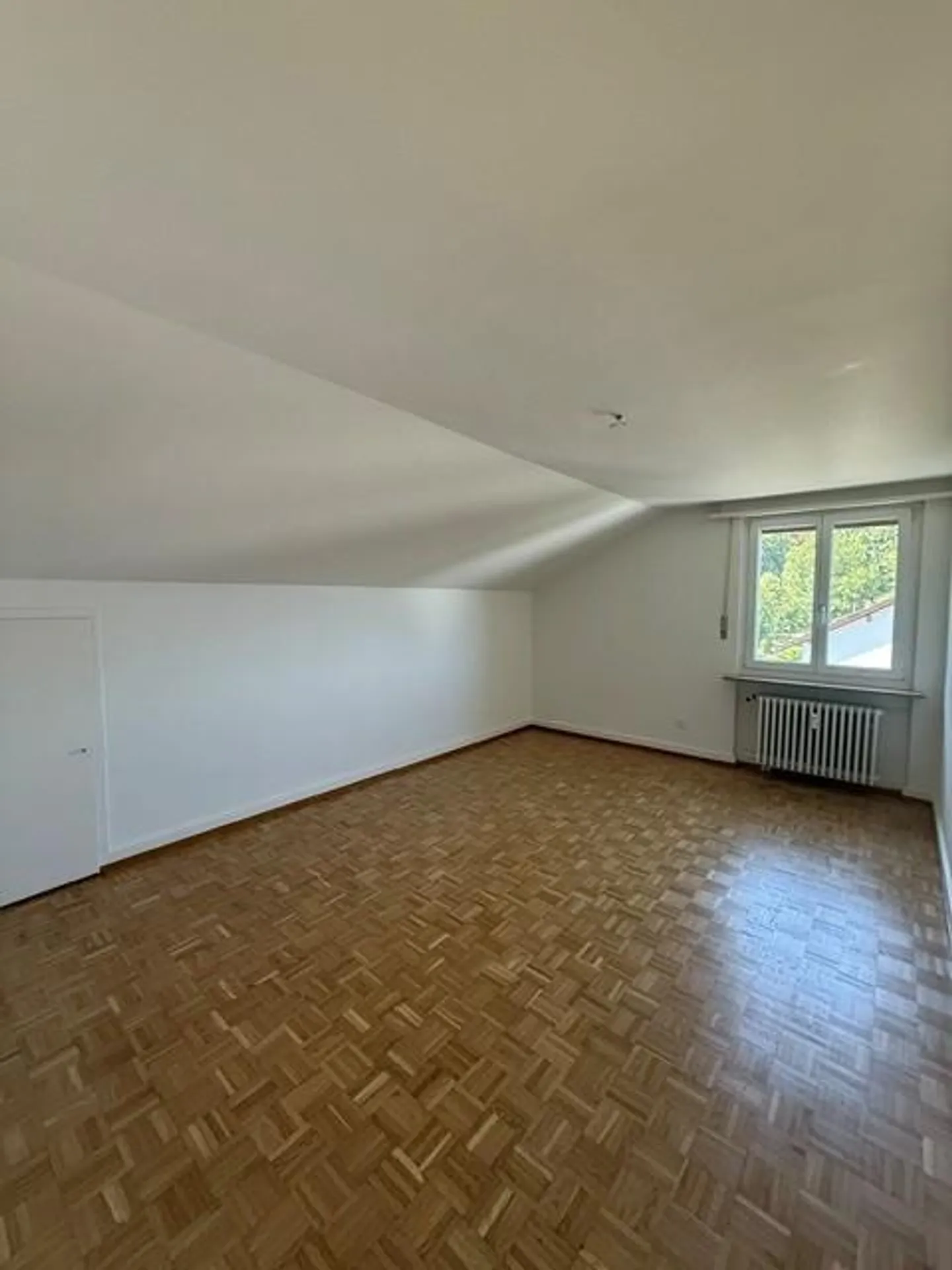 Charming apartment in a quiet, green location - Photo 6 of 7
