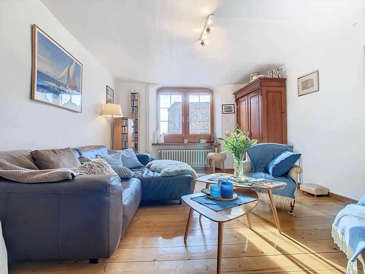 Casa del vignaiolo del XVII secolo nel cuore del villaggio di Cully - Foto 4 di 9