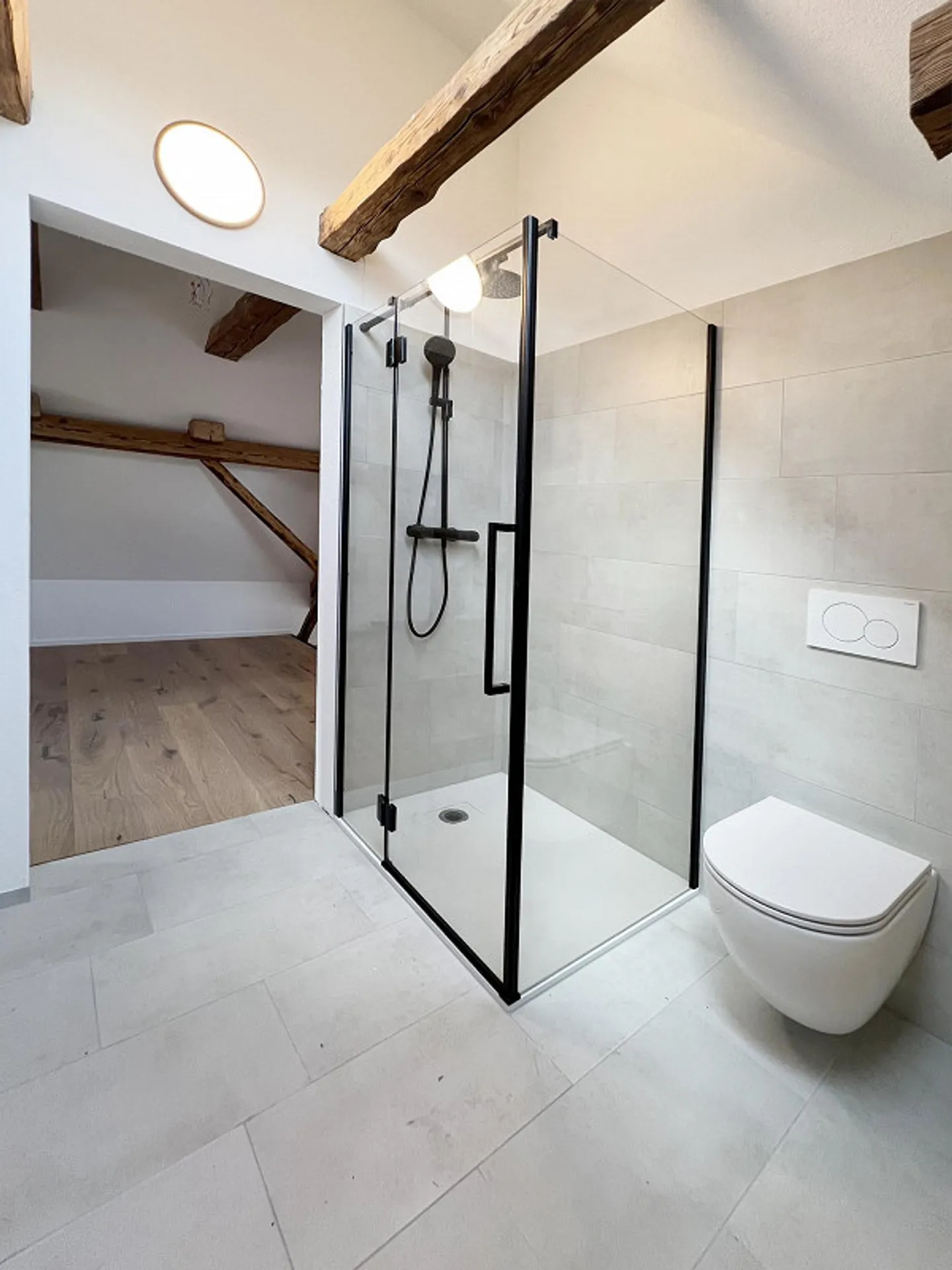 Appartement de style loft cool avec balcon et vue - Photo 9 sur 18