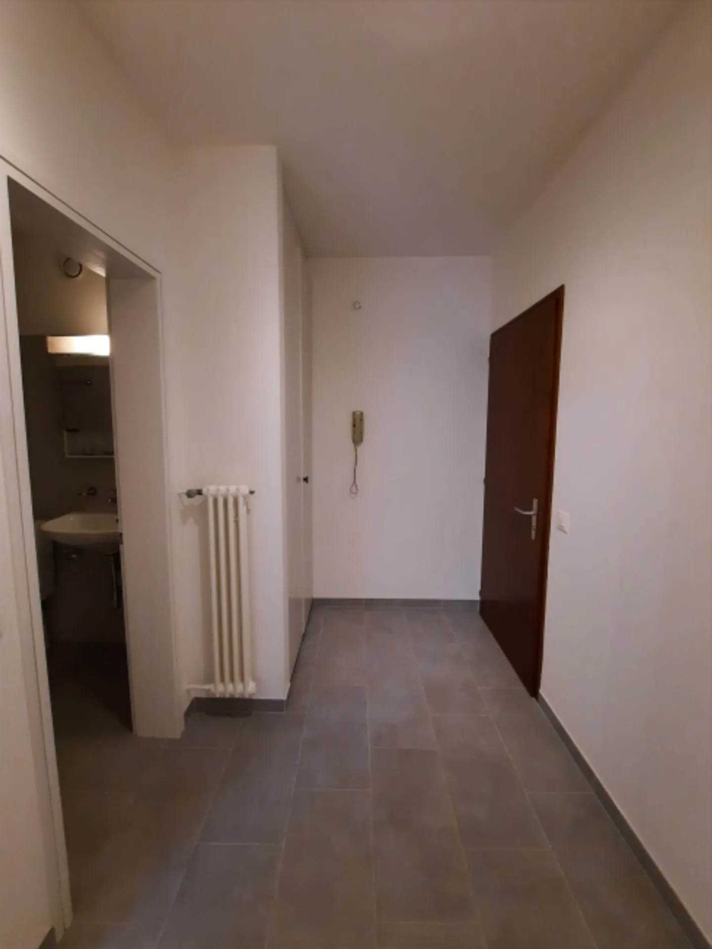 Beautiful studio, recently renovated! - Photo 4 of 4