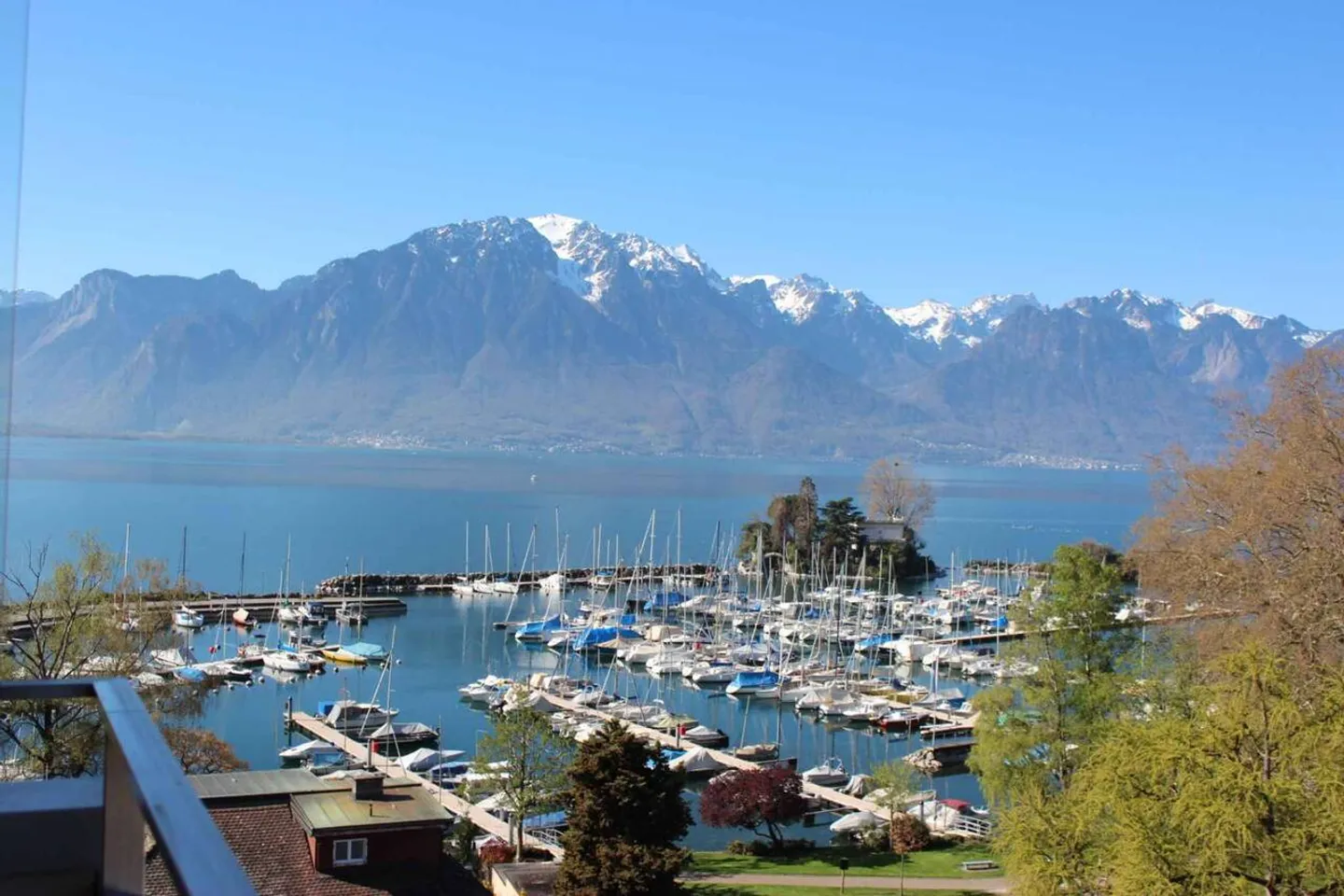 Splendido appartamento di 3,5 locali con vista mozzafiato a Clarens - Foto 1 di 7