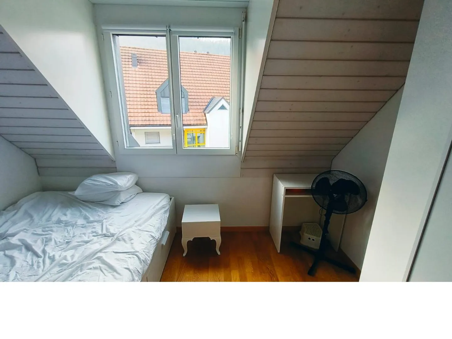 Möbliertes WG-Zimmer in Aarburg – 700 CHF all-inclusive - Foto 1 von 3