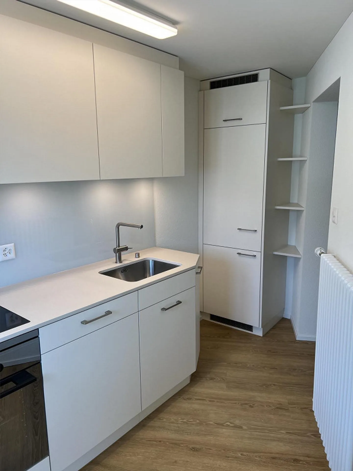 Beautiful 4-room apartment centrally located in Stansstad - Photo 1 of 8