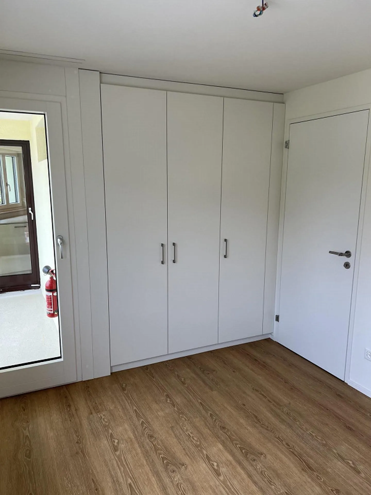 Beautiful 4-room apartment centrally located in Stansstad - Photo 7 of 8