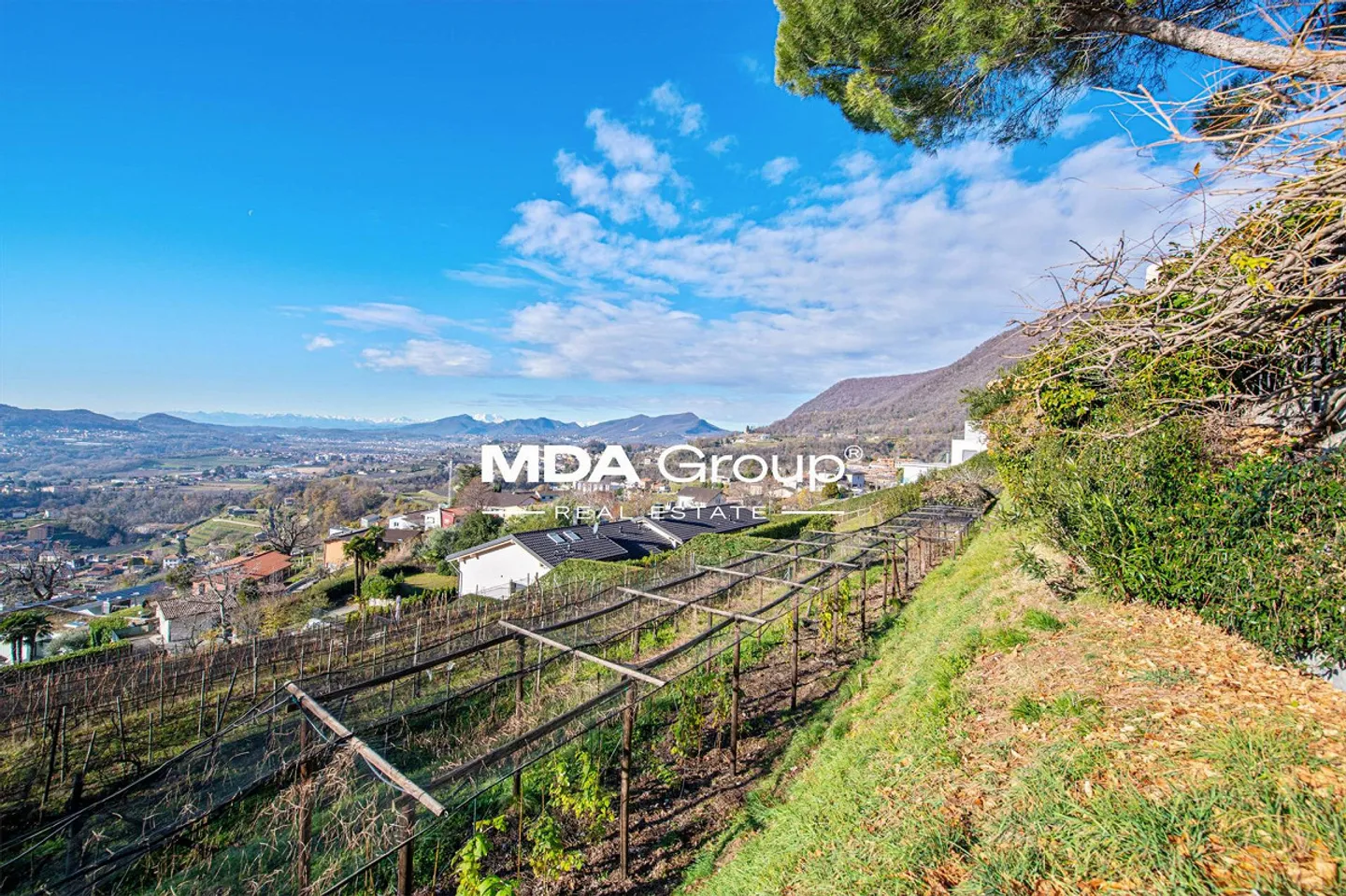 Land for construction - Breggia - Photo 1 of 9