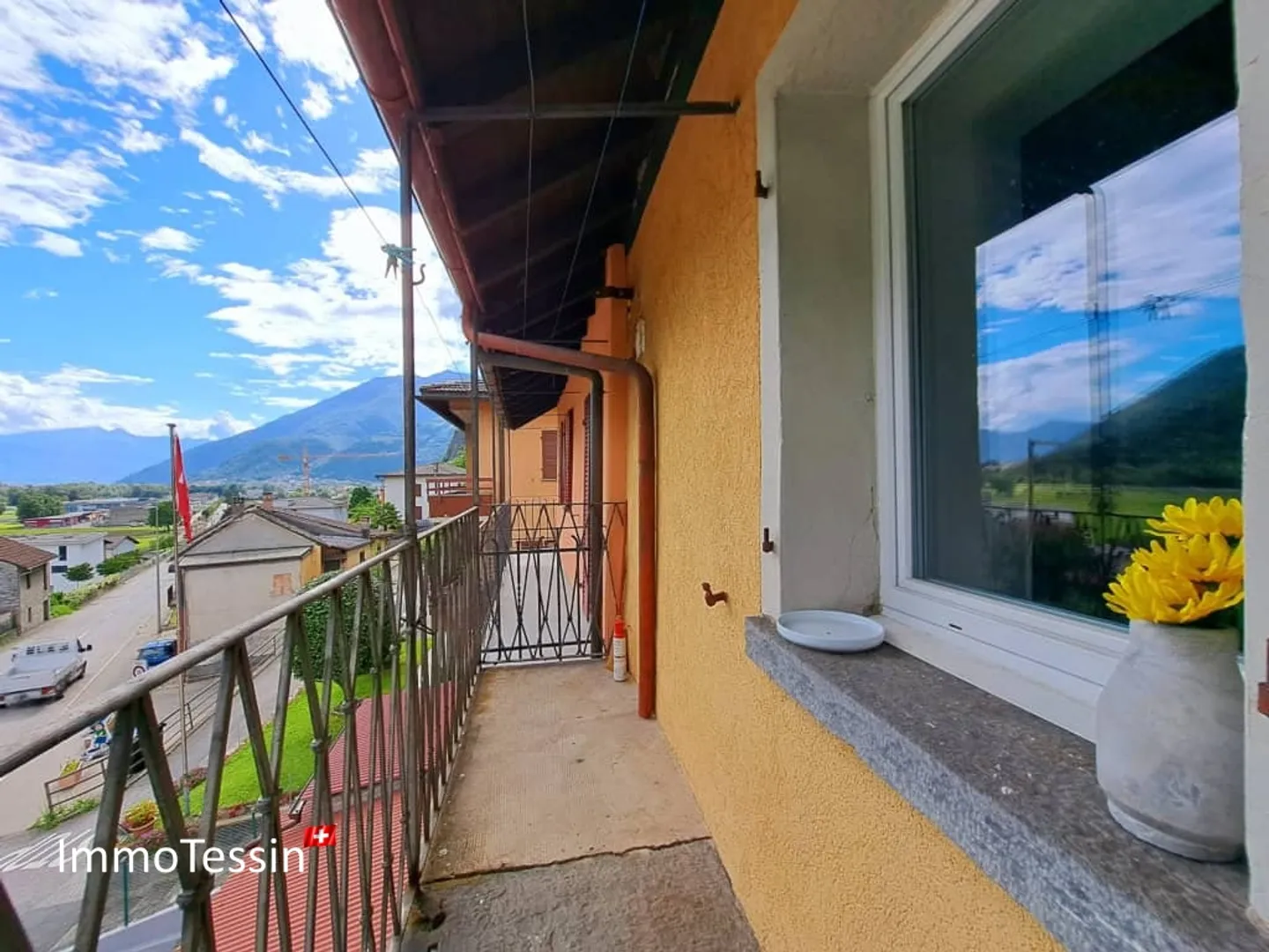 5.1% DI RENDIMENTO: Piccolo condominio di 3 appartamenti vicino a Bellinzona a prezzo top - Foto 4 di 13