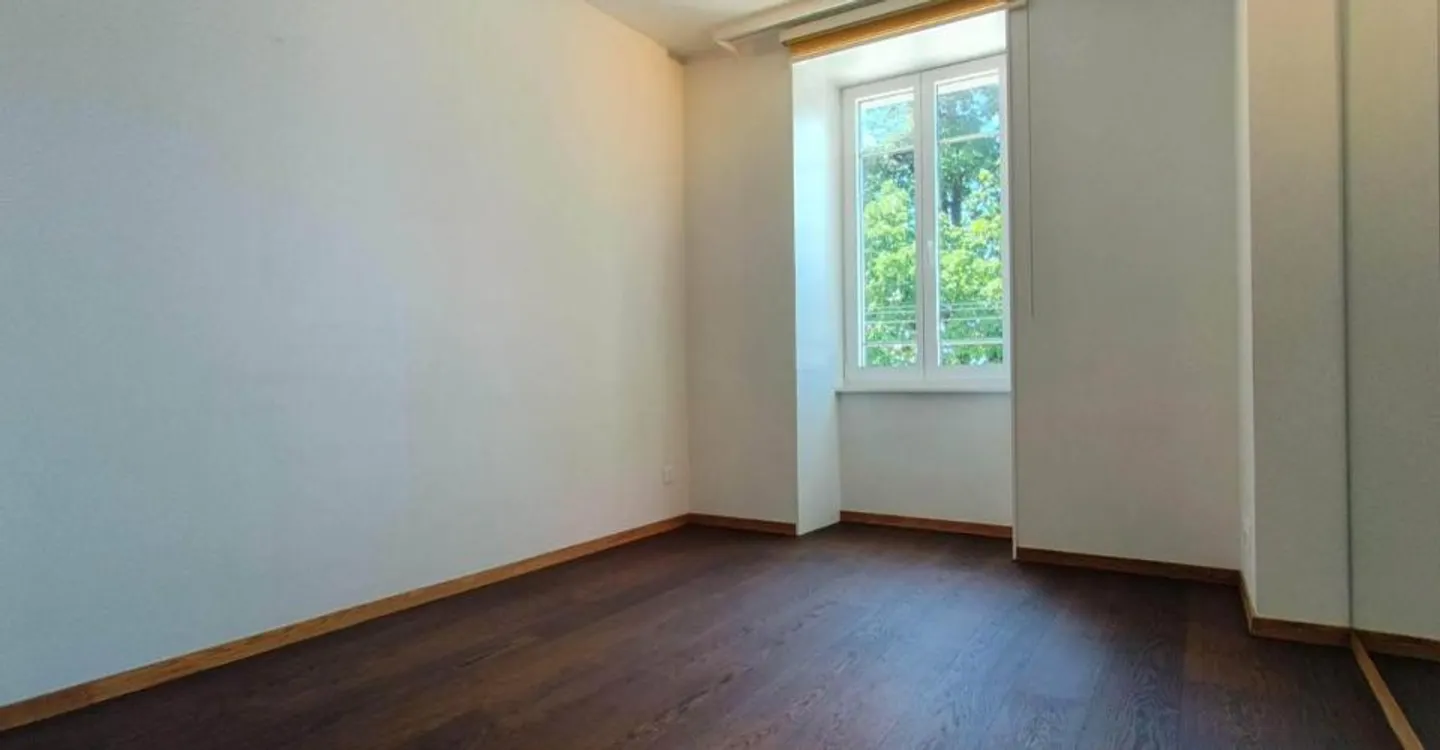 MONTREUX FACING THE QUAYS! EXCEPTIONAL CONTEMPORARY APARTMENT - 4.5 - Photo 5 of 11