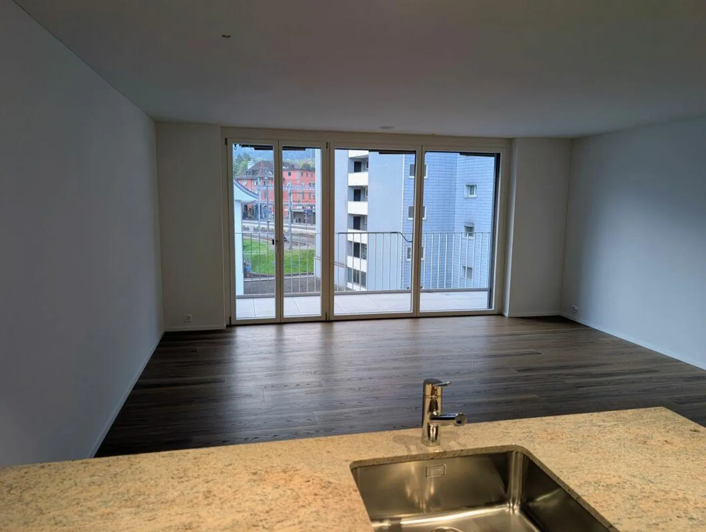 Neubauwohnung an zentraler Lage - Foto 4 von 6