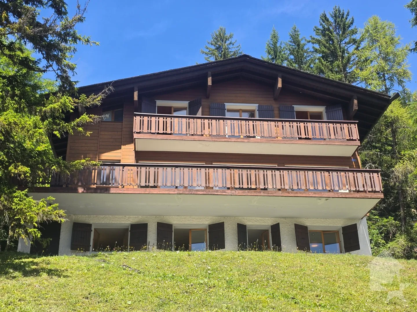 Grande chalet con 2 appartamenti indipendenti - Foto 31 di 35