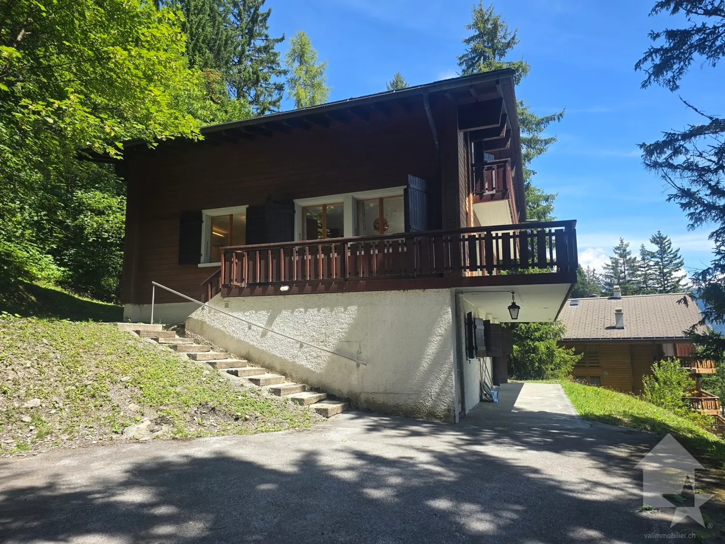 Grande chalet con 2 appartamenti indipendenti - Foto 33 di 35