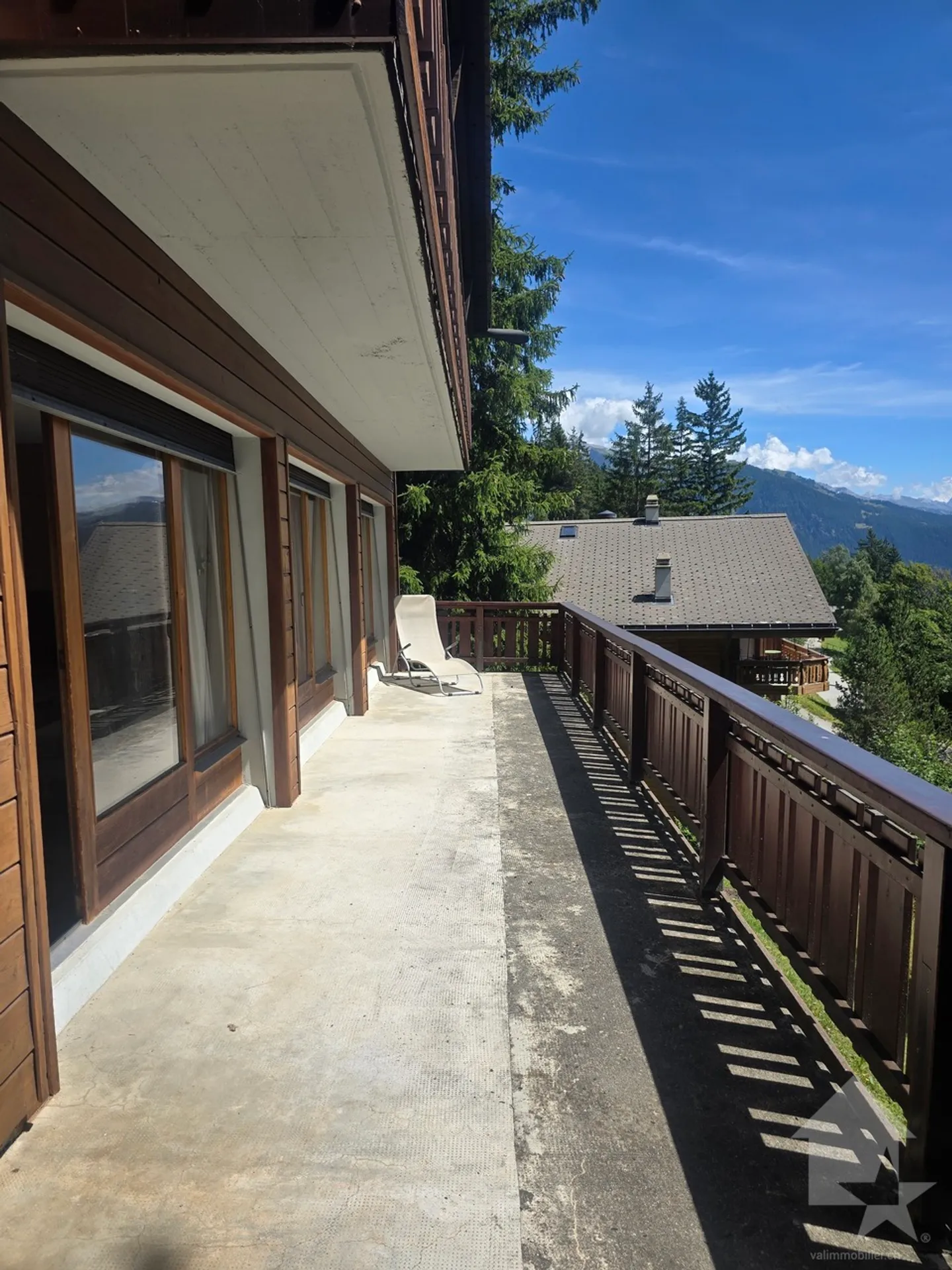 Grande chalet con 2 appartamenti indipendenti - Foto 34 di 35