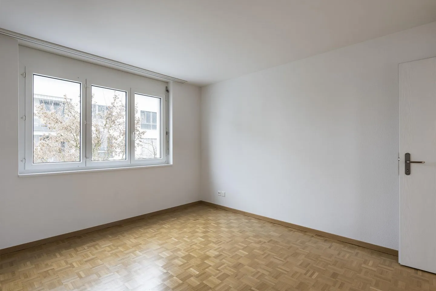 Grosse Dachterrasse mit Alpensicht - Ihr neues zu Hause wartet! - Foto 9 von 9