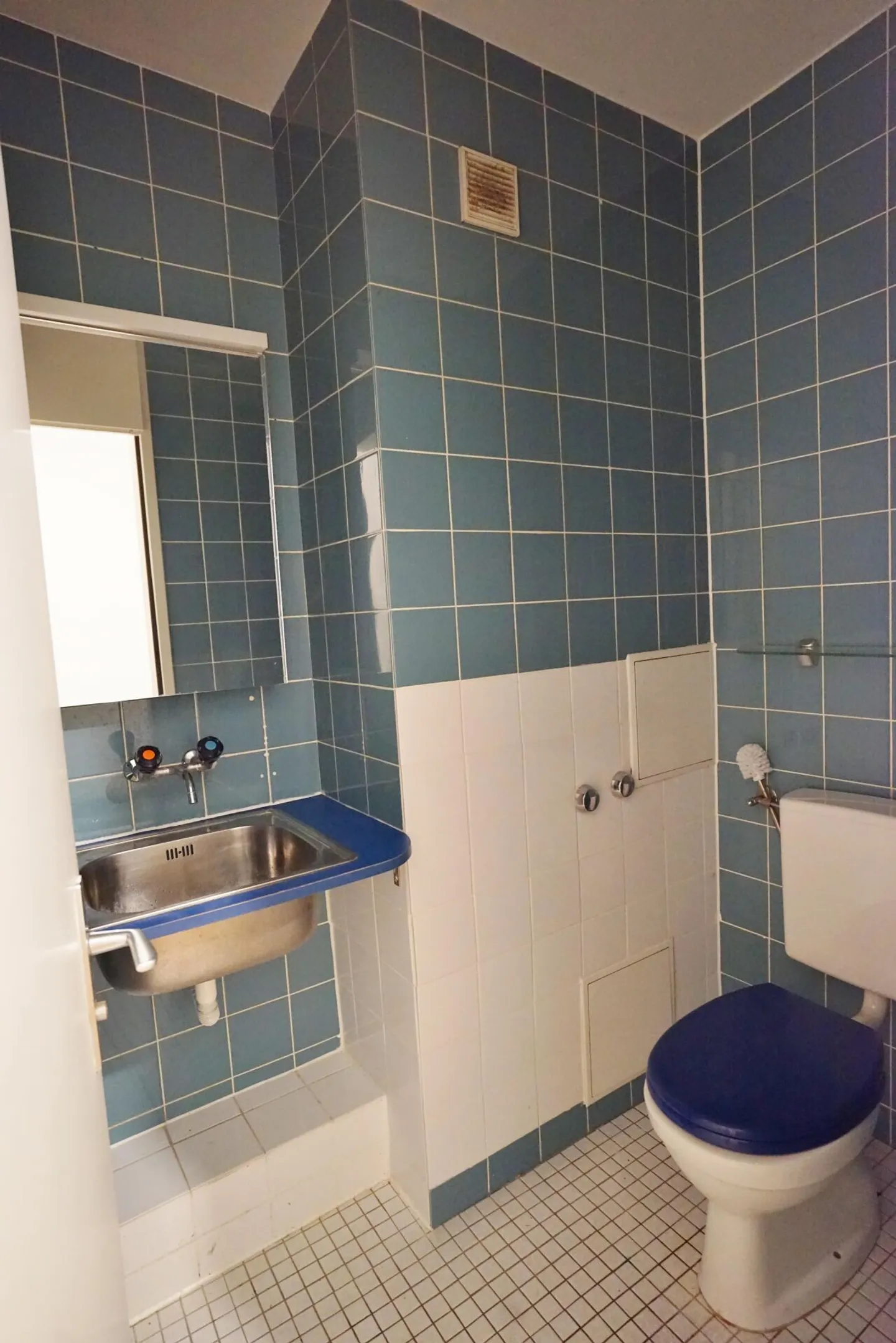 Spacious studio near Badischer Bahnhof - Photo 5 of 5