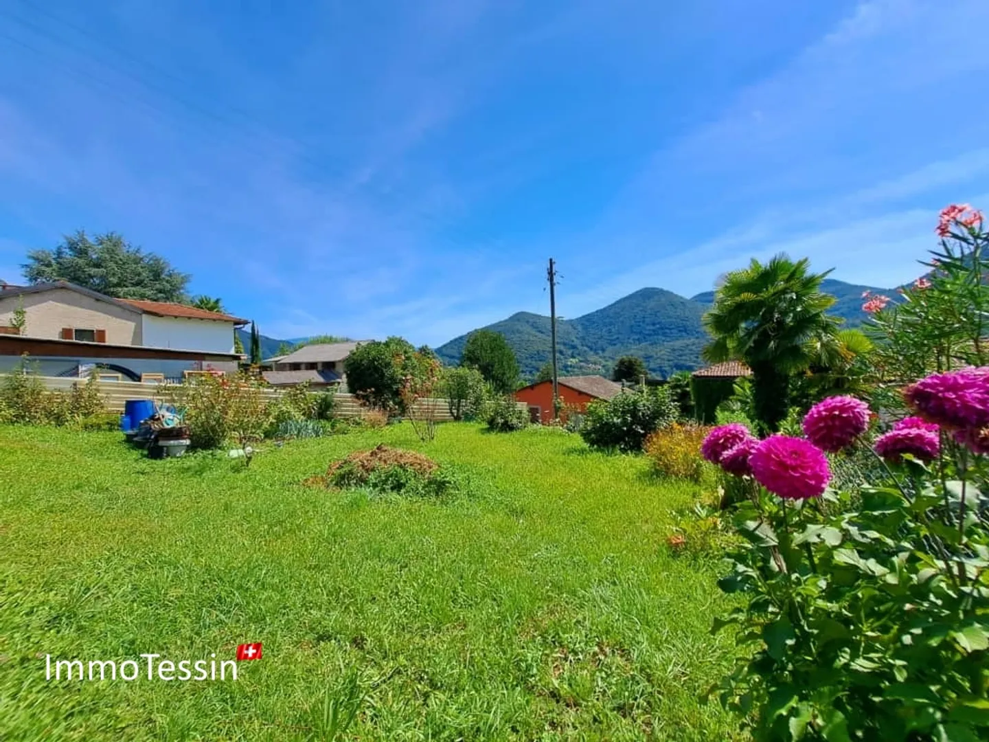 Building land in a beautiful & quiet location with a view in Monteggio with project at a top price - Photo 3 of 7