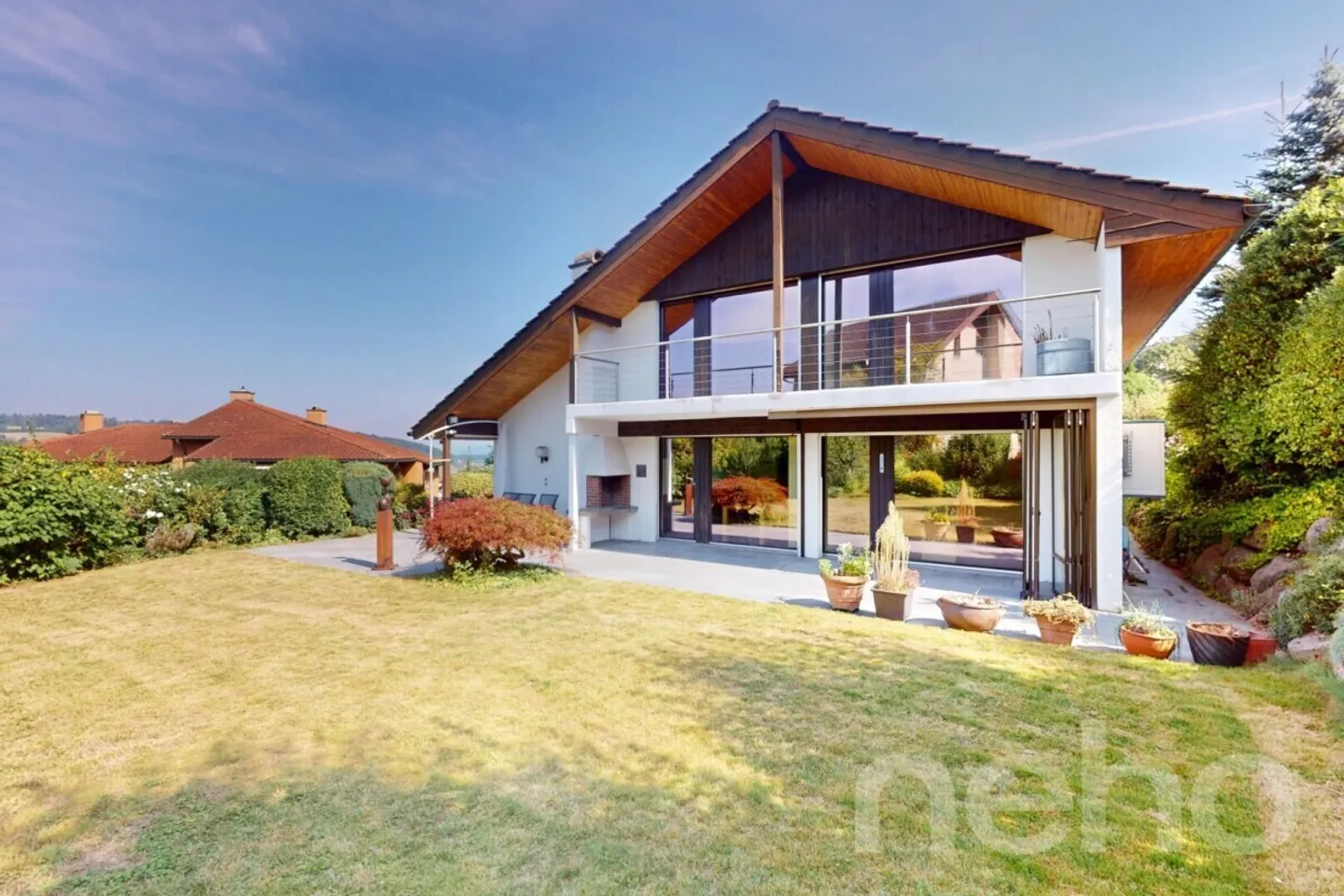 Detached 6.5 Room Single-Family House with Generous Garden - Photo 1 of 12