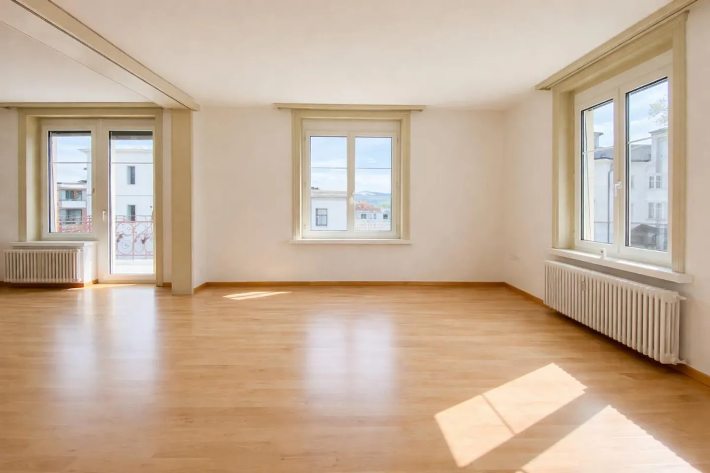 Appartamento affascinante in un edificio storico nel cuore della città - Foto 2 di 8