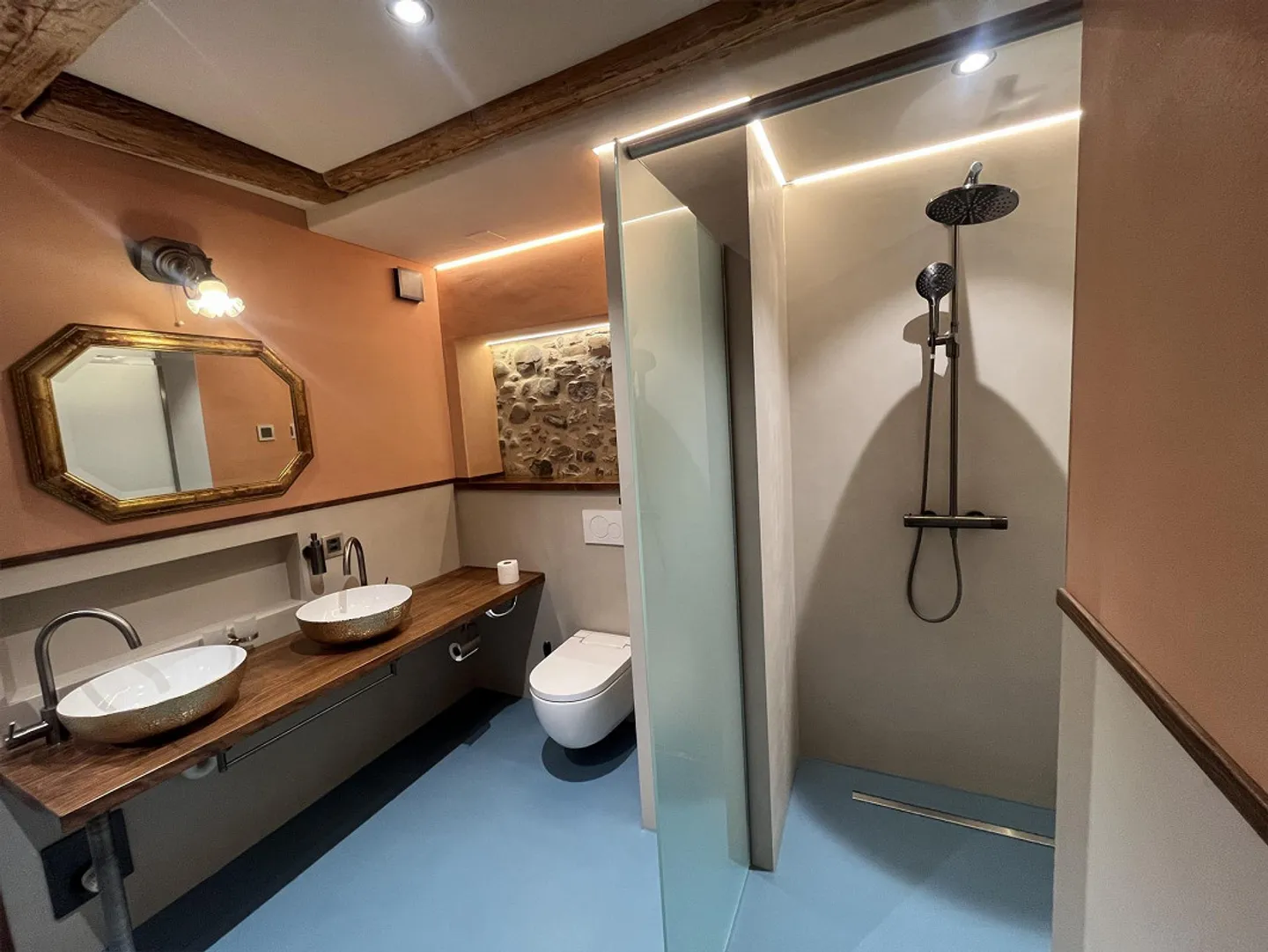 Old Town Historical Apartment New Clay Plaster Year 1743, 1823, 2026 - Photo 2 of 17