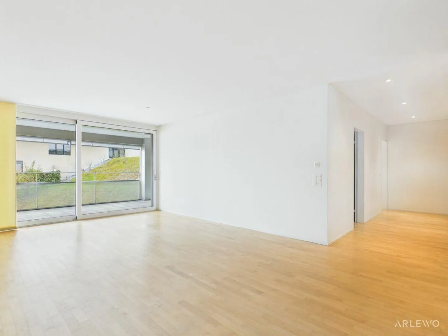 Vivere moderno con vista sulle montagne - Foto 3 di 13