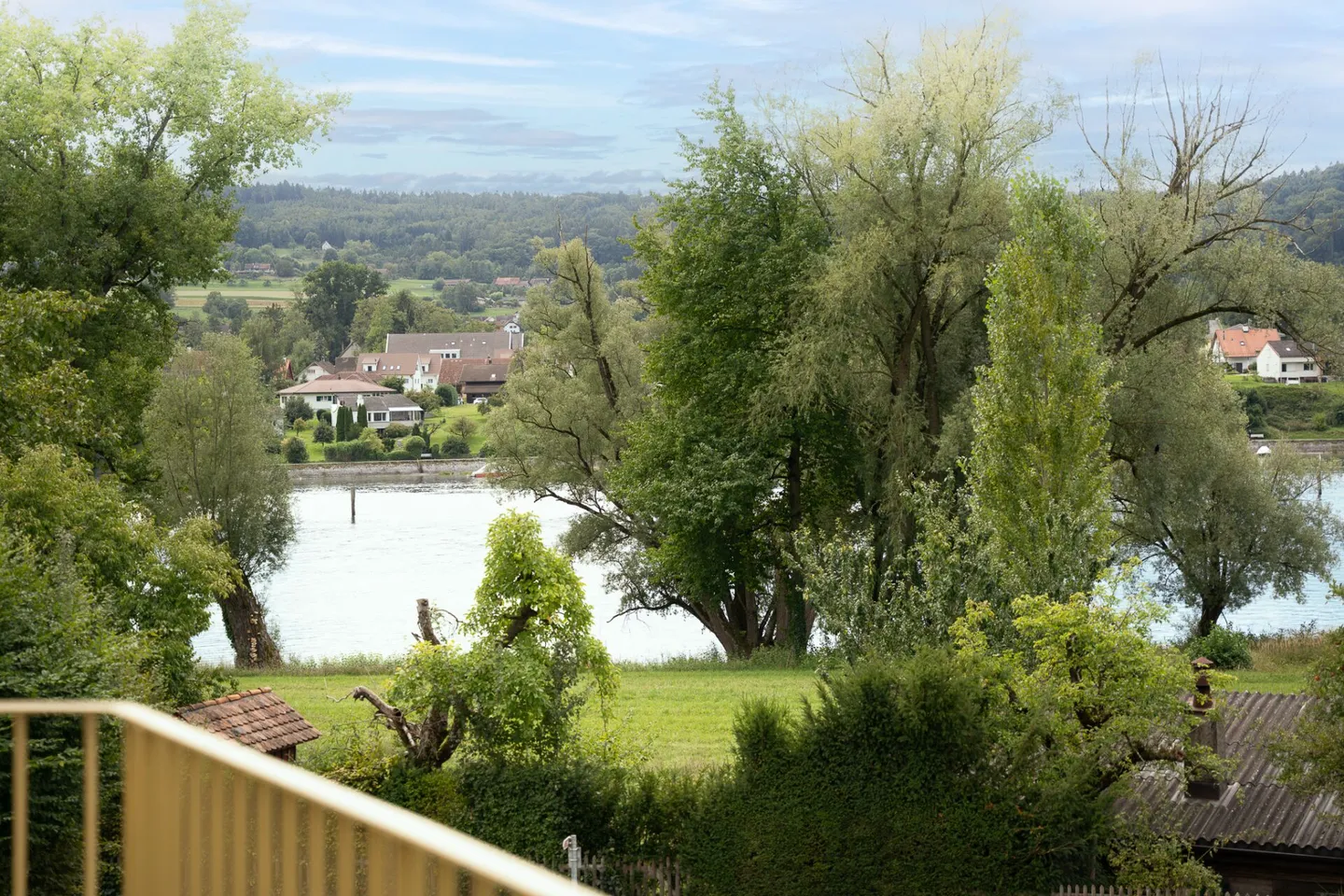 Stunning View, 3.5 Room Apartment - Photo 11 of 12