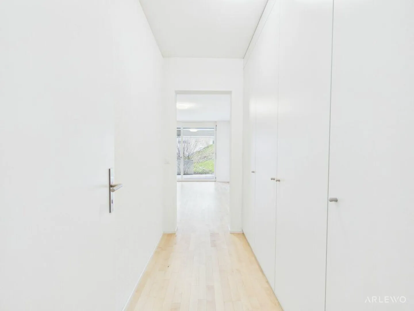 Vivere moderno con vista sulle montagne - Foto 8 di 13