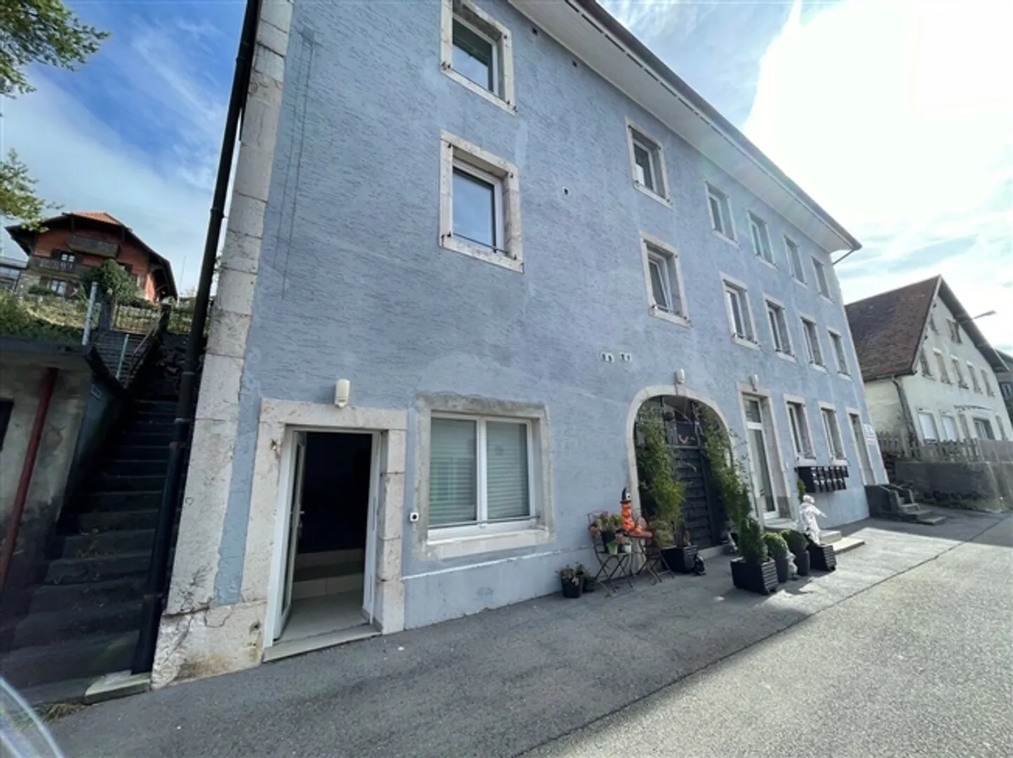 Appartement 2,5 pièces à Ste-Croix - Photo 2 sur 4