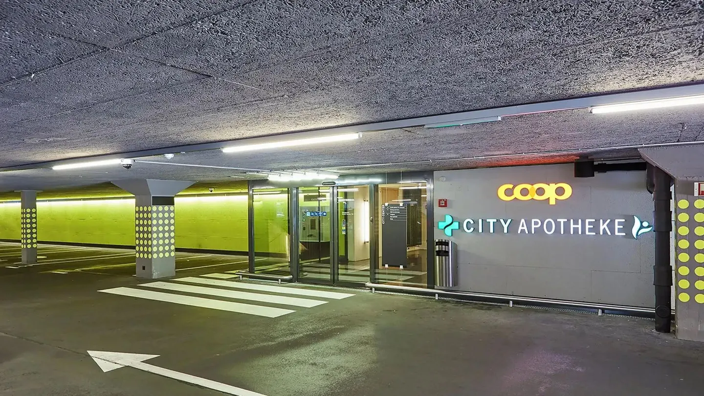 Commercial à louer, Adlerstrasse 1, à Dübendorf, Suisse - Photo 13 sur 13