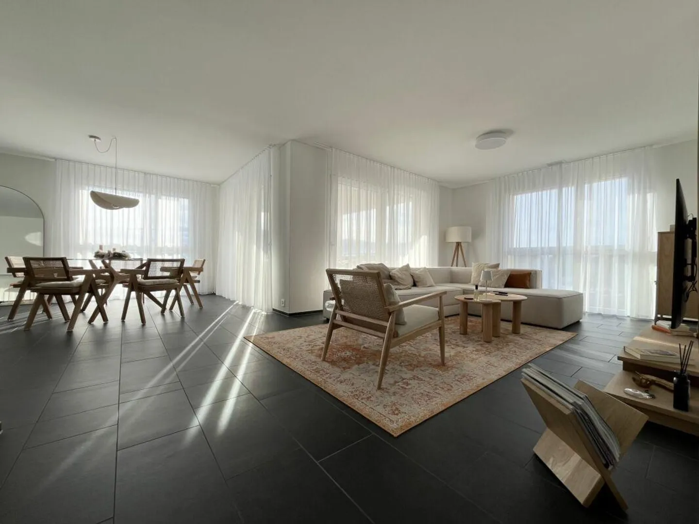 After First Occupancy - Attractive 3.5-Room Apartment in the Heart of Uffikon - Photo 2 of 7