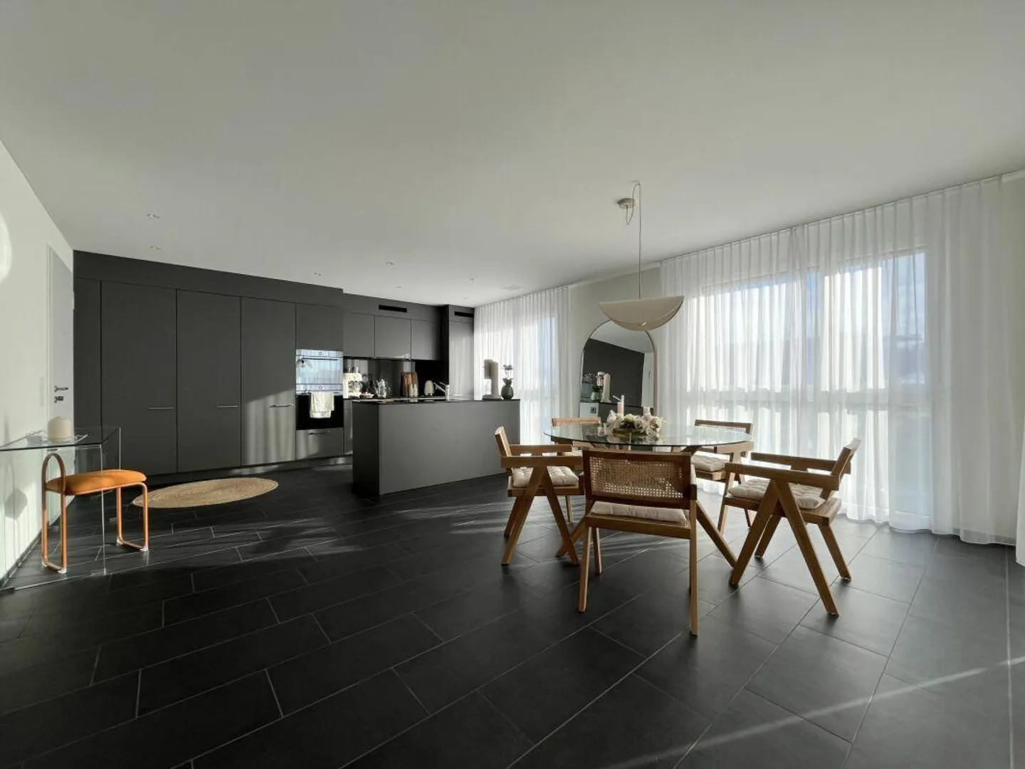 After First Occupancy - Attractive 3.5-Room Apartment in the Heart of Uffikon - Photo 1 of 7