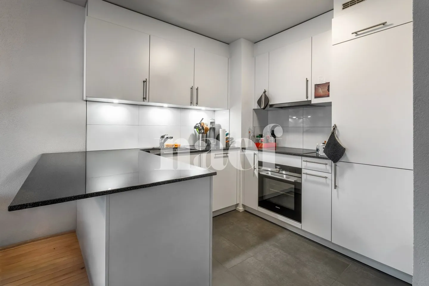 Appartamento Moderno con Balcone - Foto 4 di 8