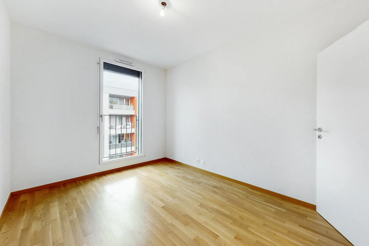 Wunderschöne Wohnung im Öko-Viertel der Vergers! - Foto 4 von 9